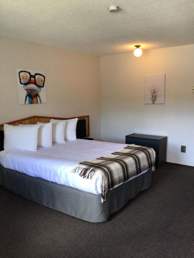 Motel And Rv Park 2*